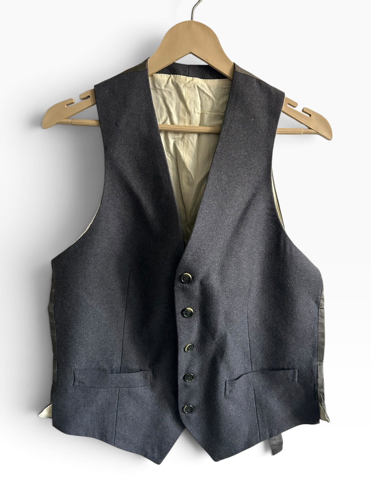 Grey Vest: 38”