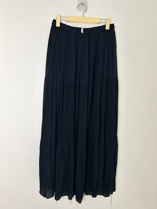 Black Solid Skirt