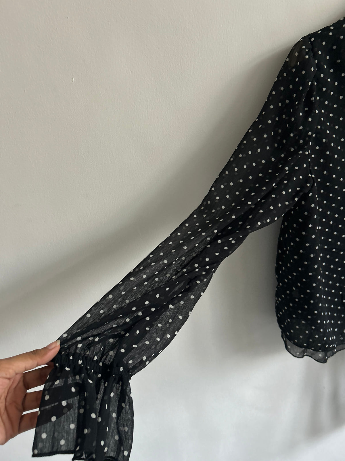 Polka Scarf Top: 38”