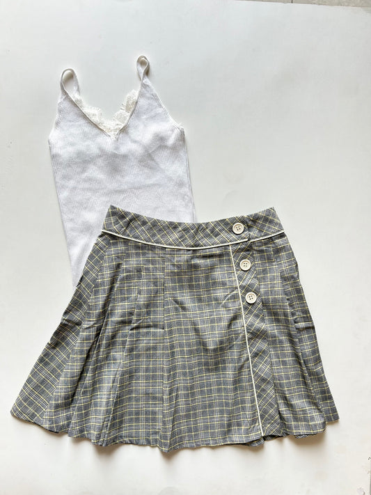 Side Button Skirt Waist 28”