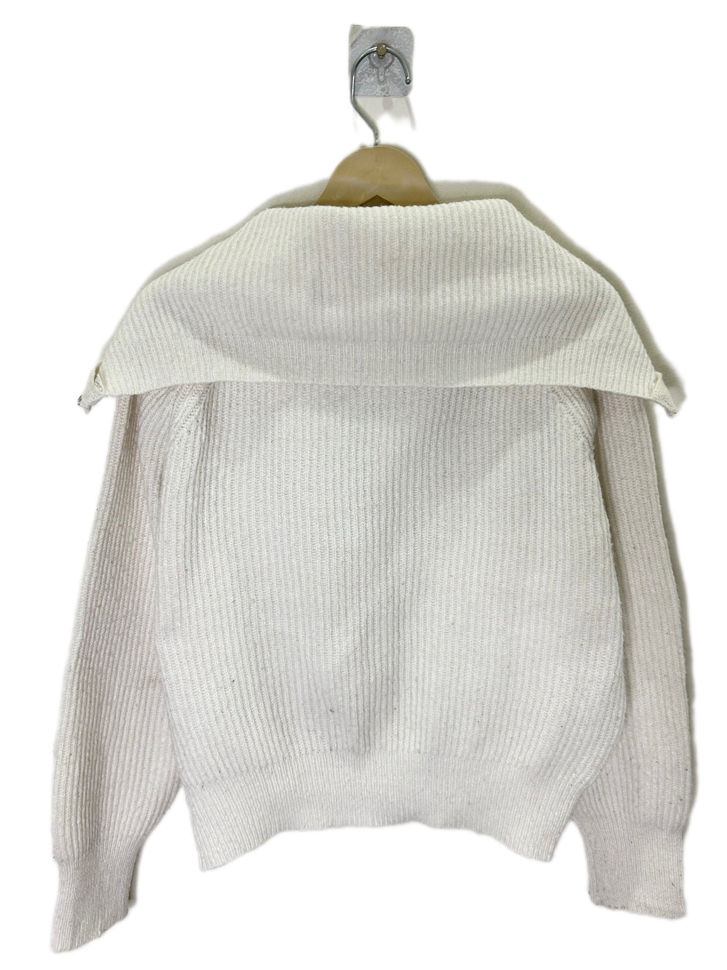 White double zip Sweater