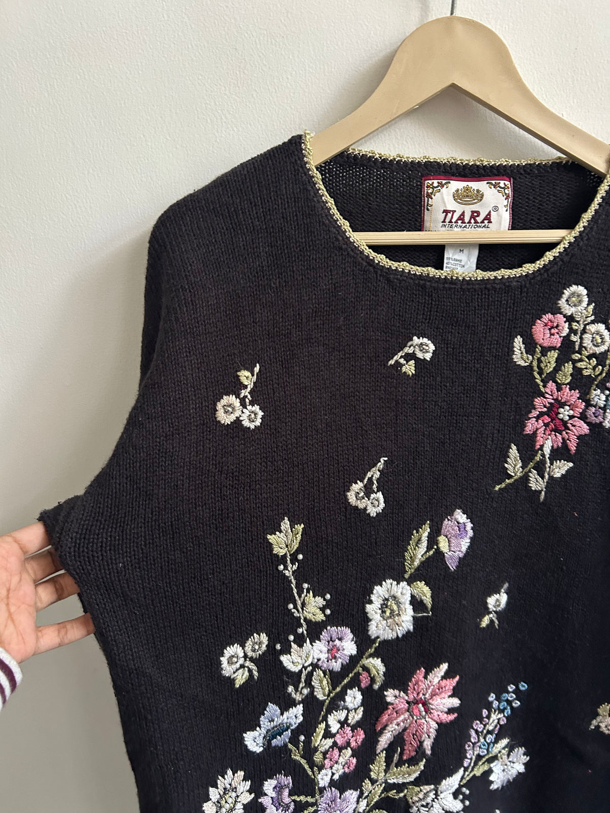 Vintage Floral Embroidered Black Sweater