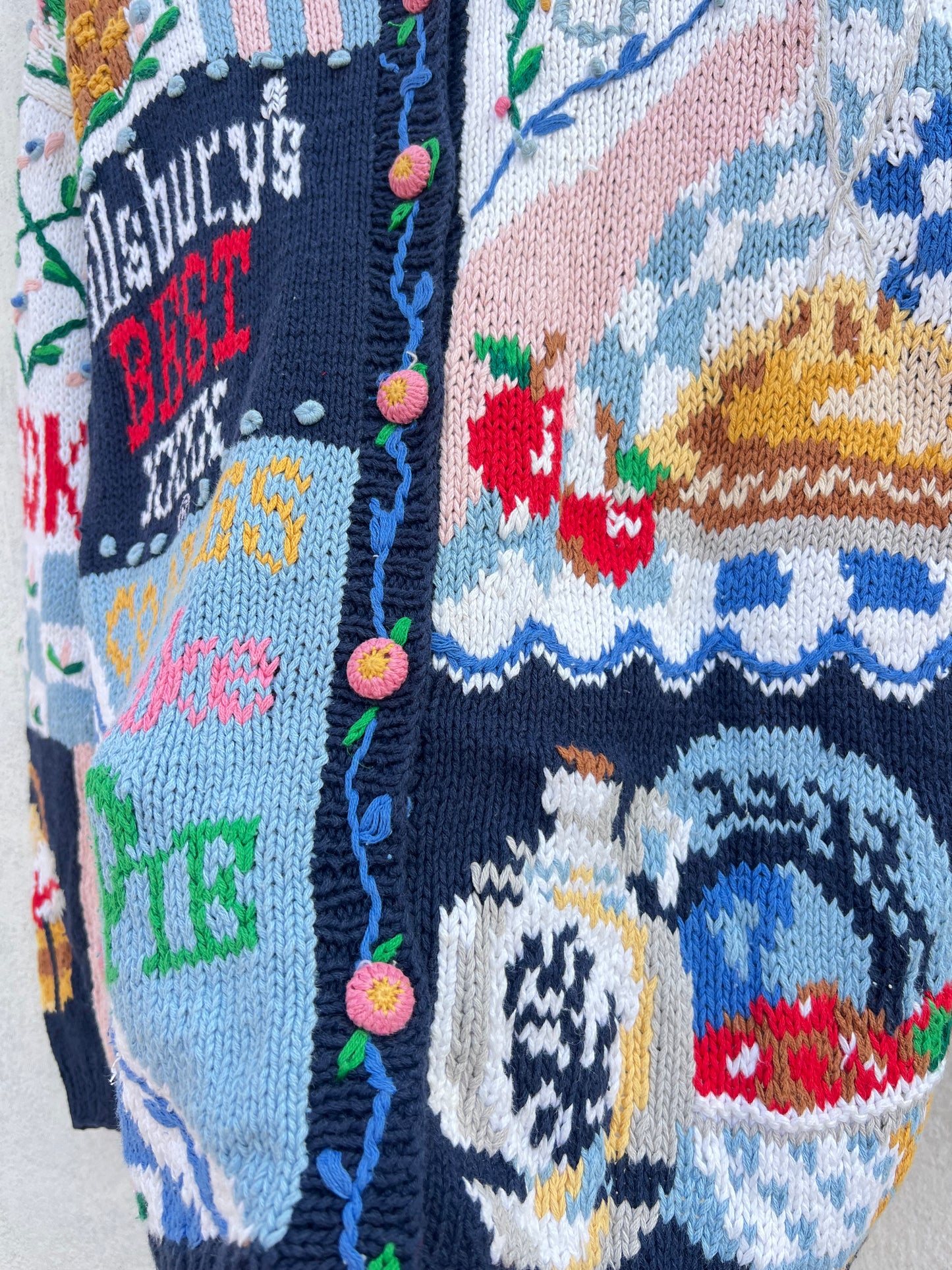 The eagle’s eye Pitsbury Sweater