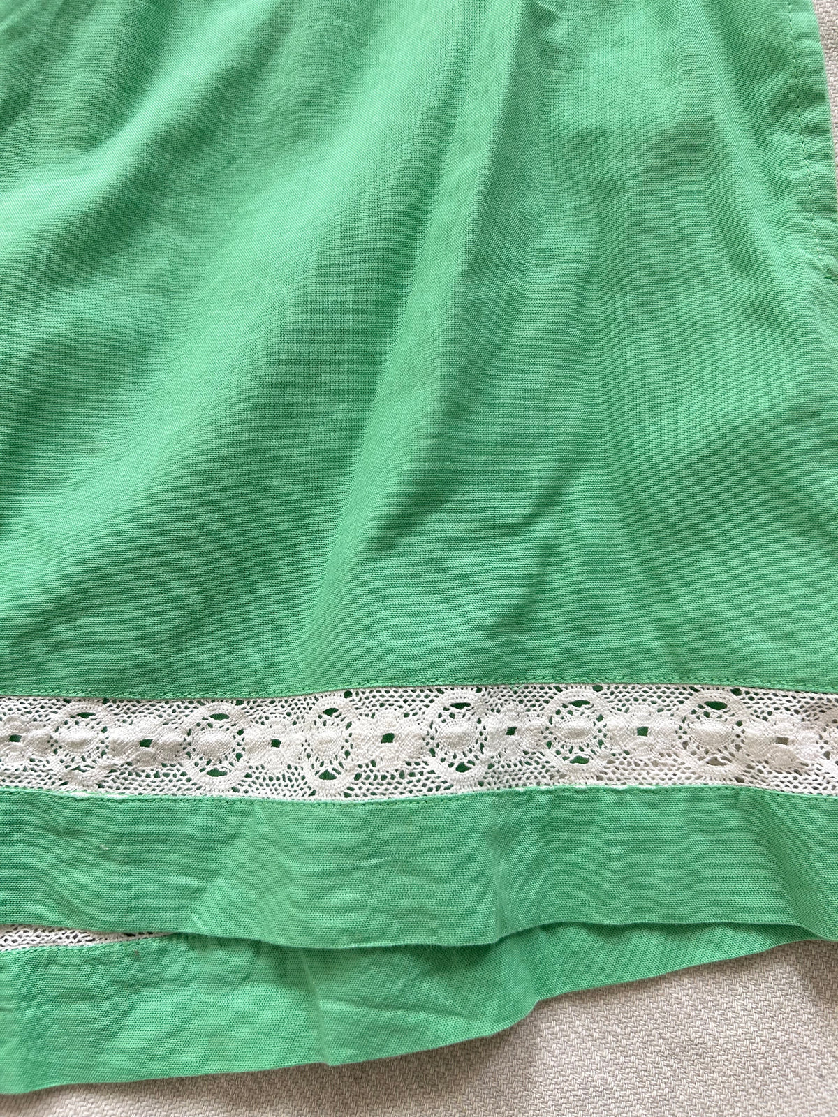 Green Lace Cotton Shorts: 34”