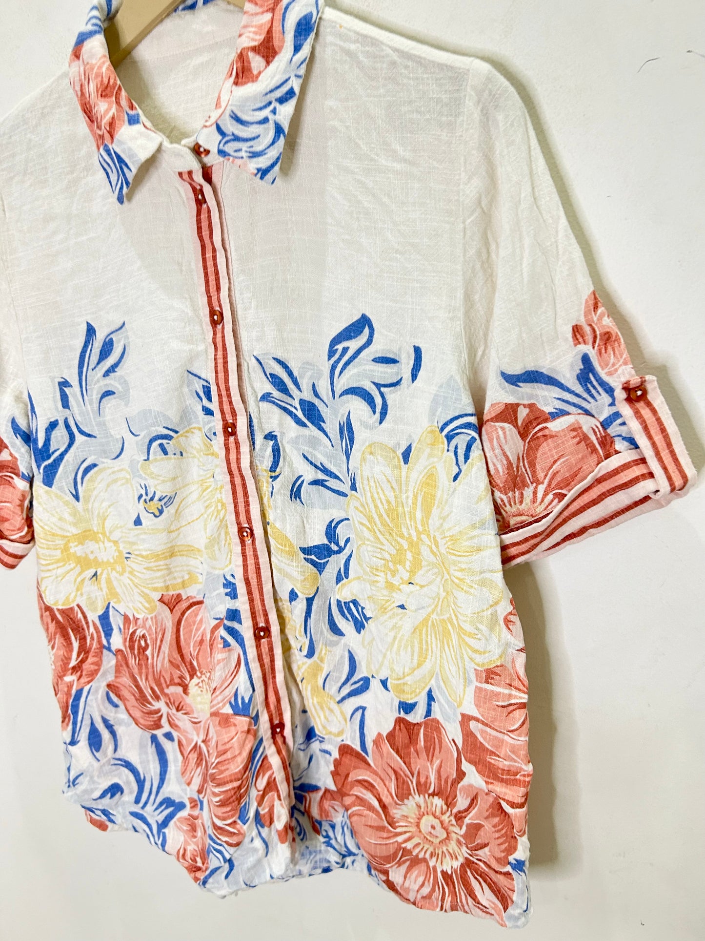 Multicoloured Floral Shirt- Chest: 42”