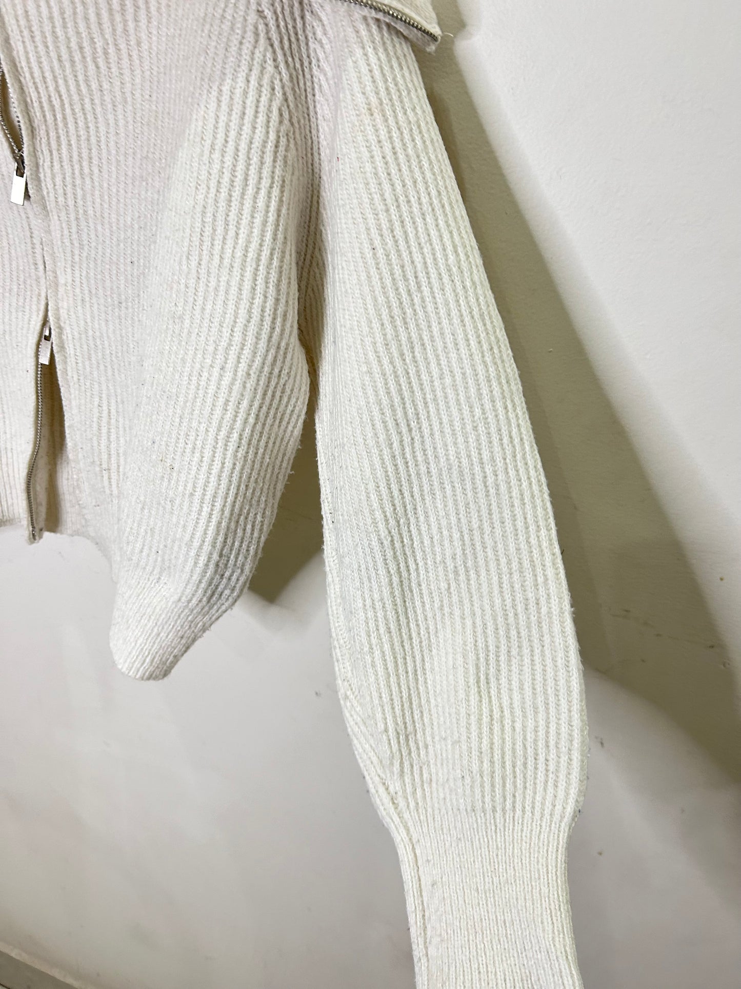 White double zip Sweater