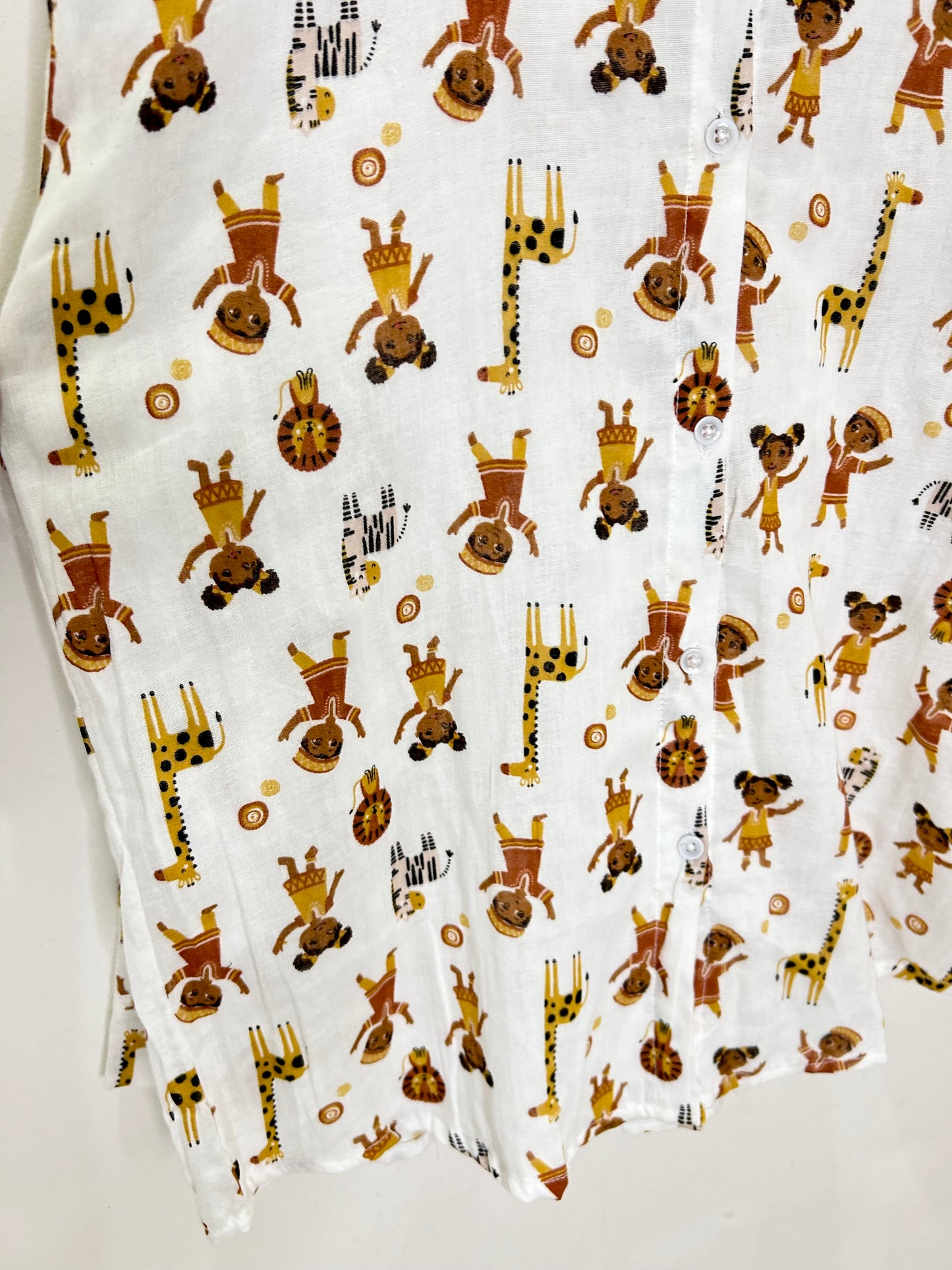 Print Shirt- Chest: 44”
