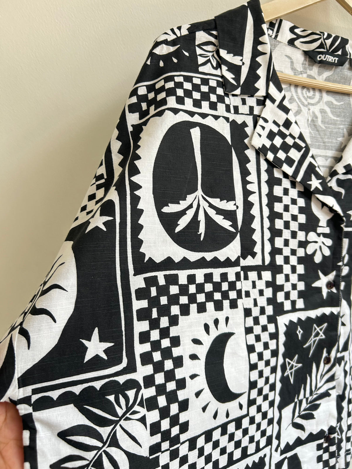 Printed Shirt: 52”