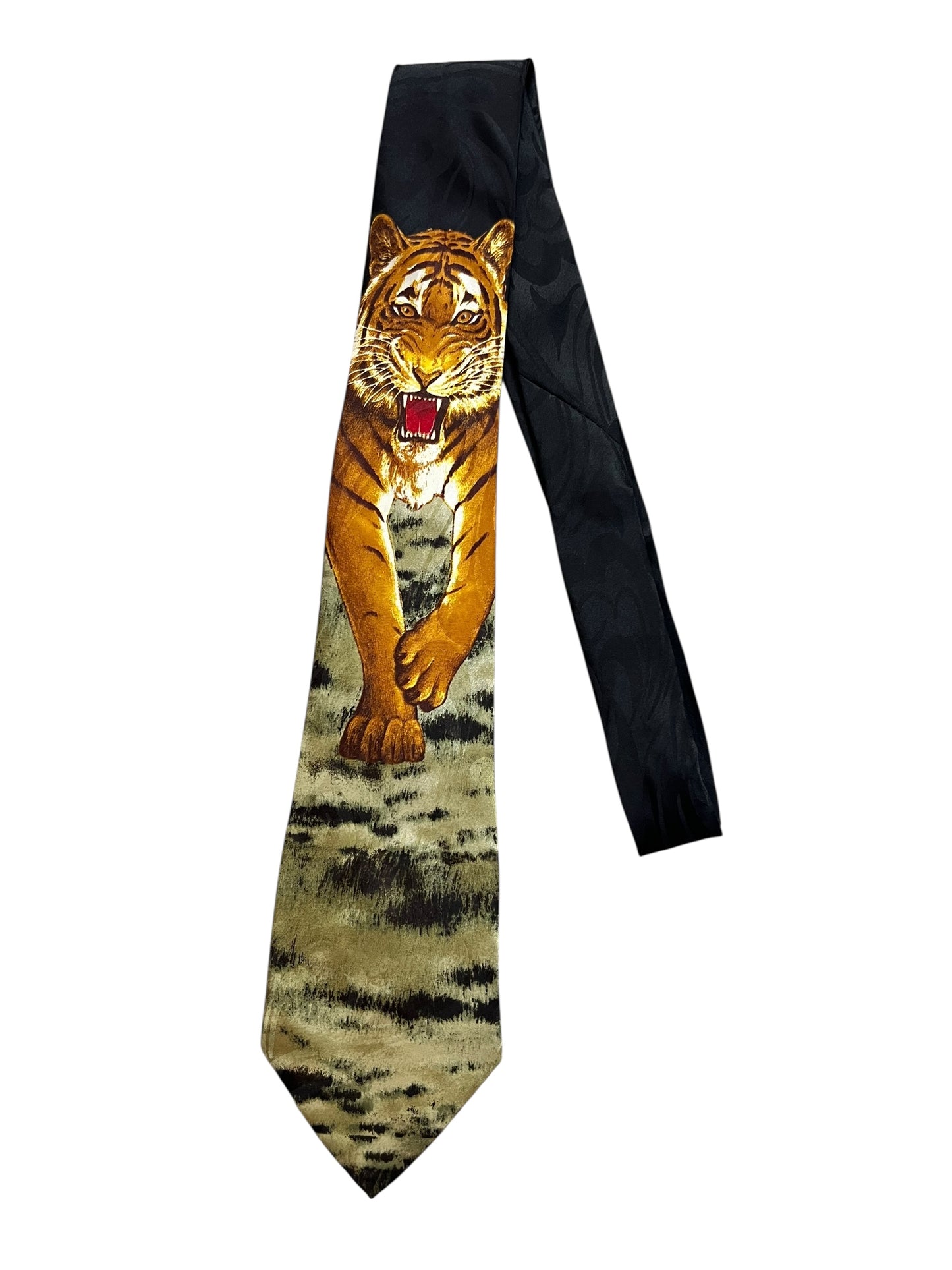 Pinteresty Charging Tiger Tie