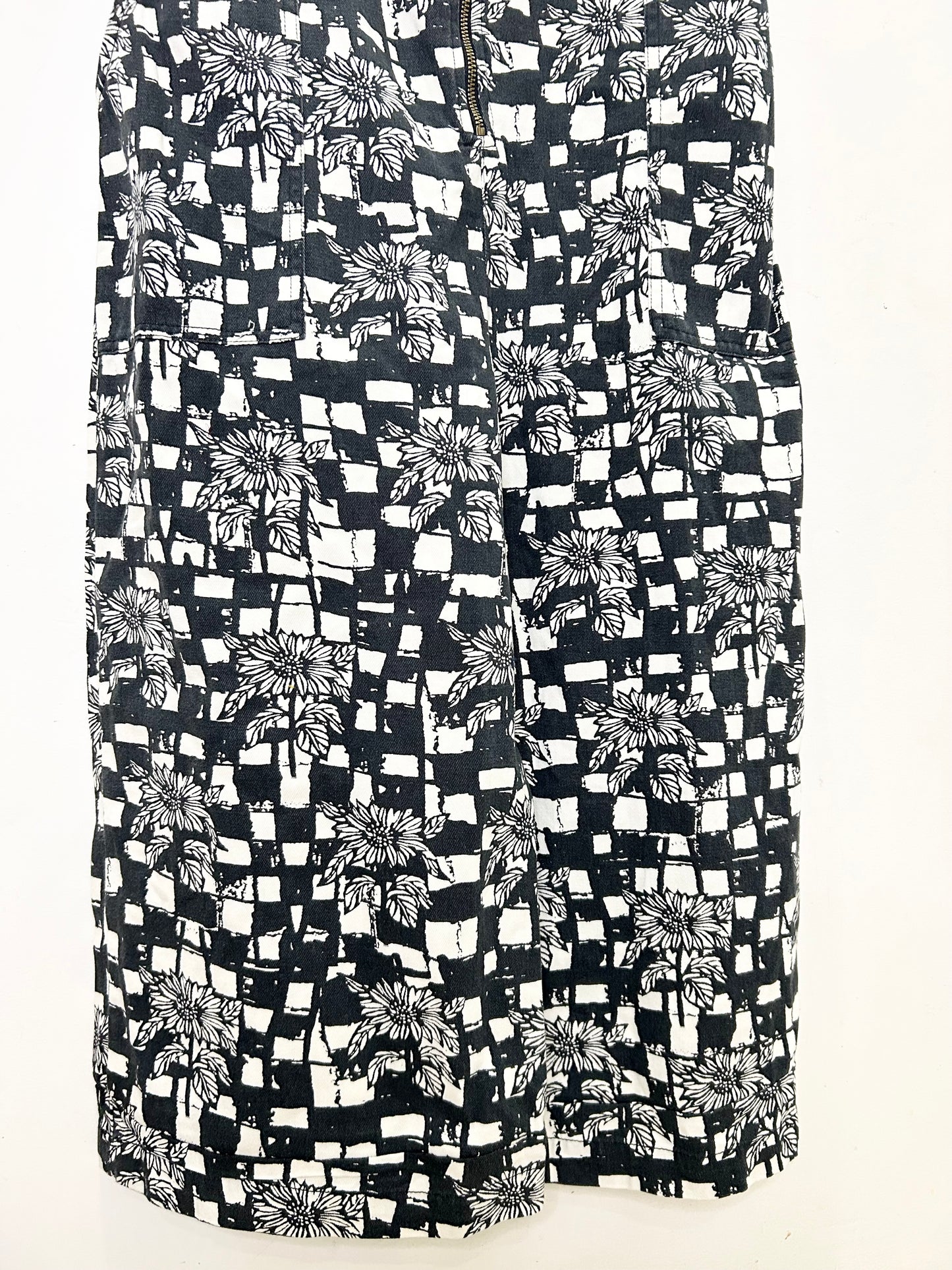 L.E. Ragan - Cotton Jumpsuit in Black & White Sunflower Check