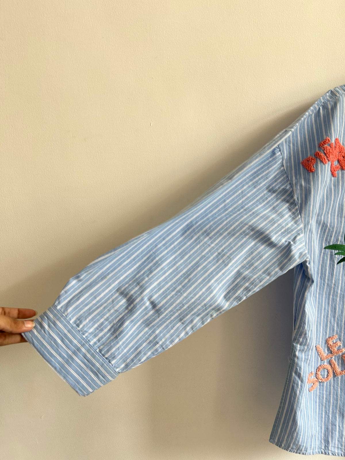 Striped Embroidery Shirt: 44”