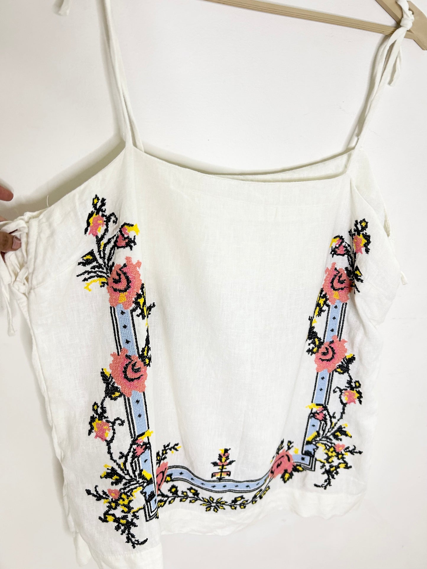 Embroidered Top: Bust- 44”/46”