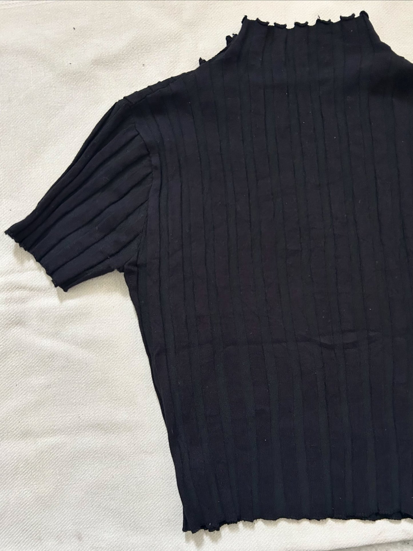 “Hey” Ribbed Top