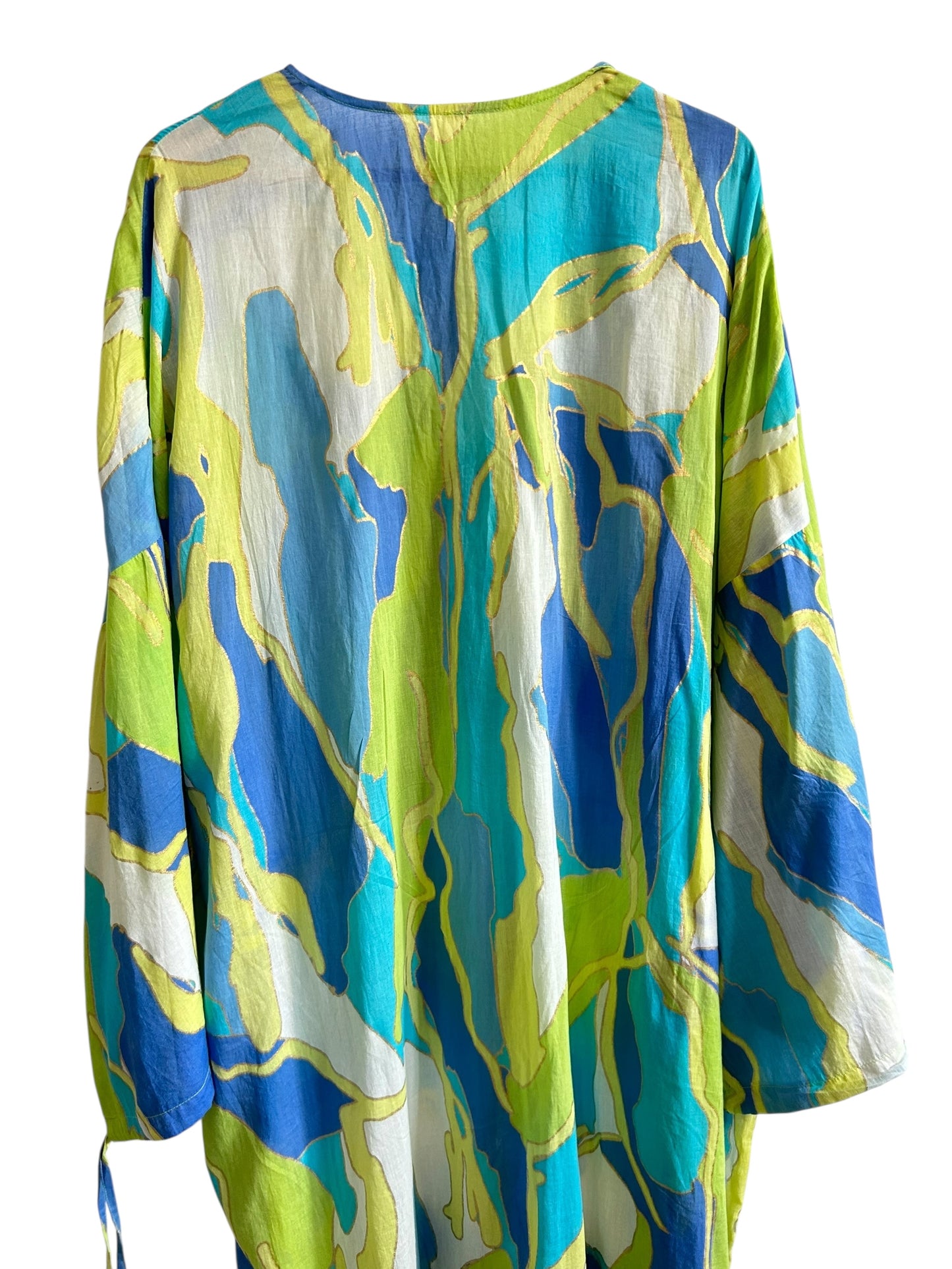 Abstract Print Knot Shrug