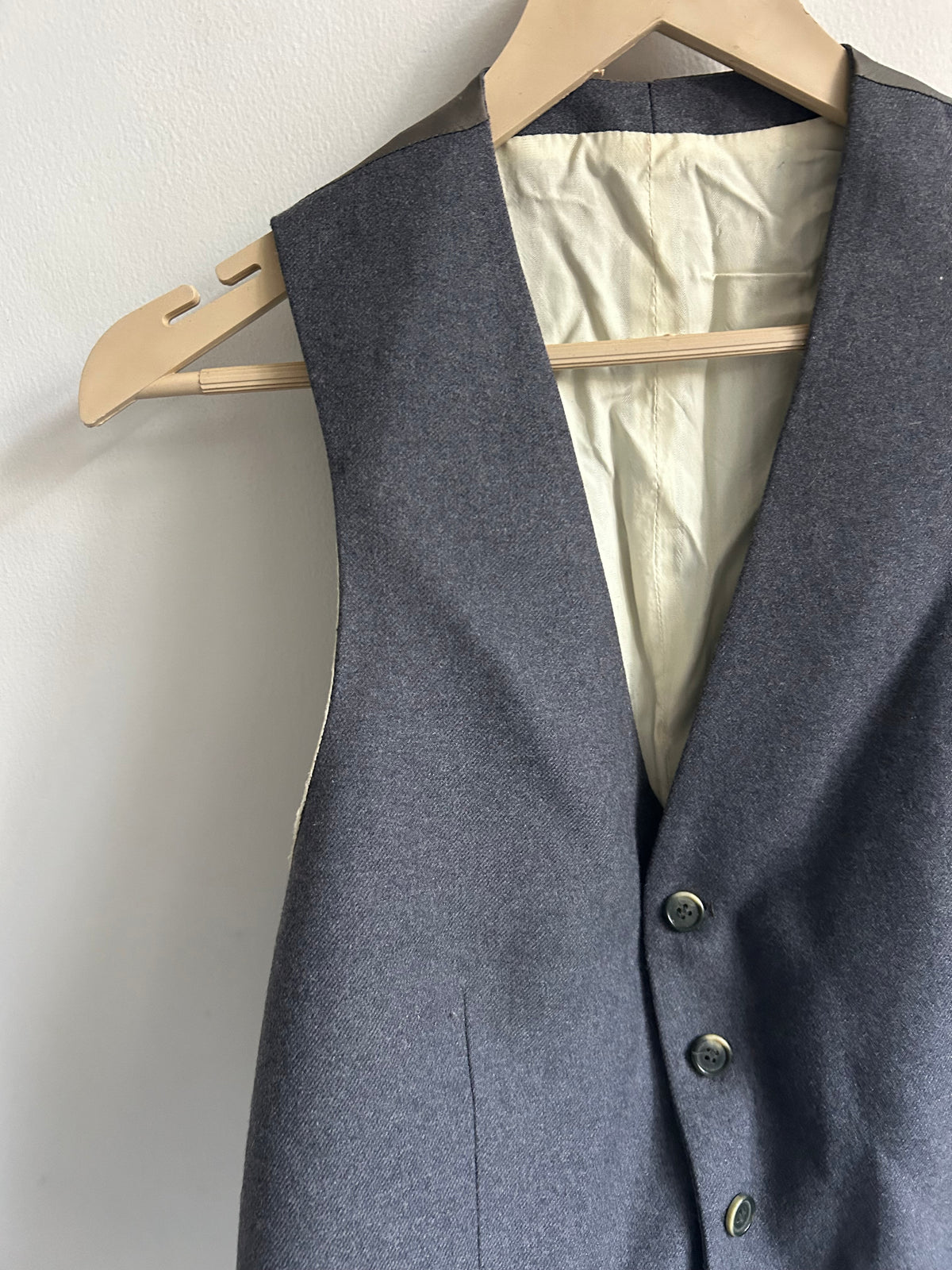 Grey Vest: 38”