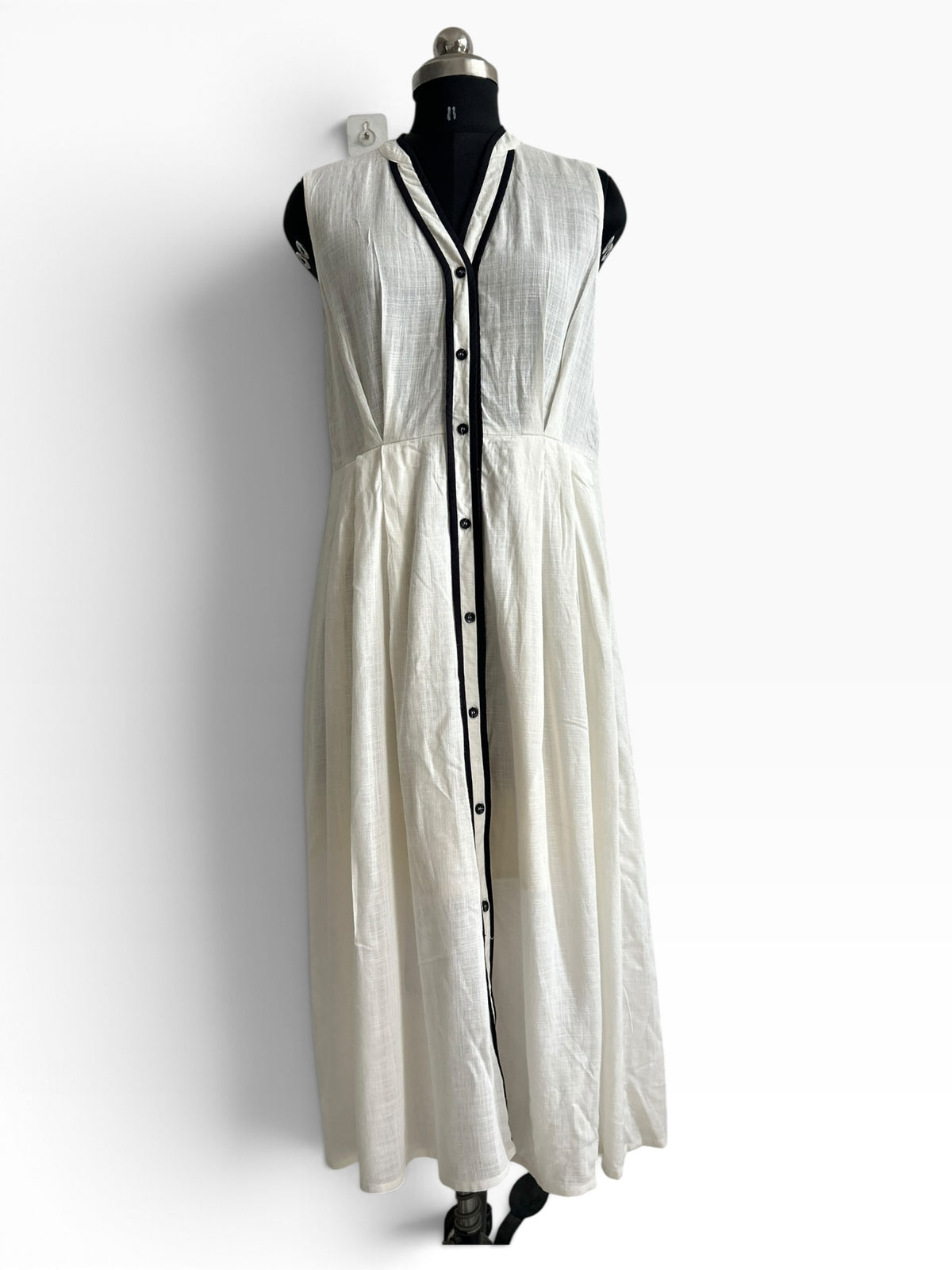 White Detailed Dress: 42”