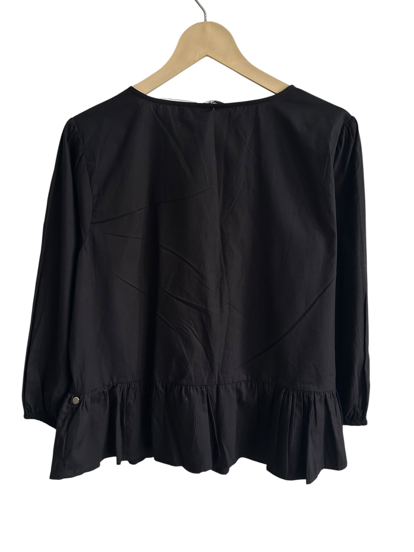 Black Knot Top
