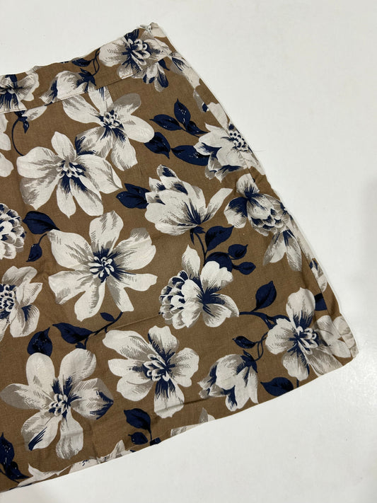 Floral Skirt: Waist- 26”