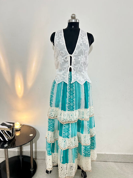 Bandhani Skirt: Waist- 26” TO 34”