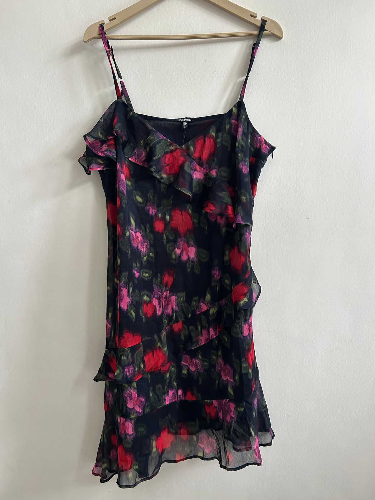 Boohoo Floral Ruffle Dress: 42”