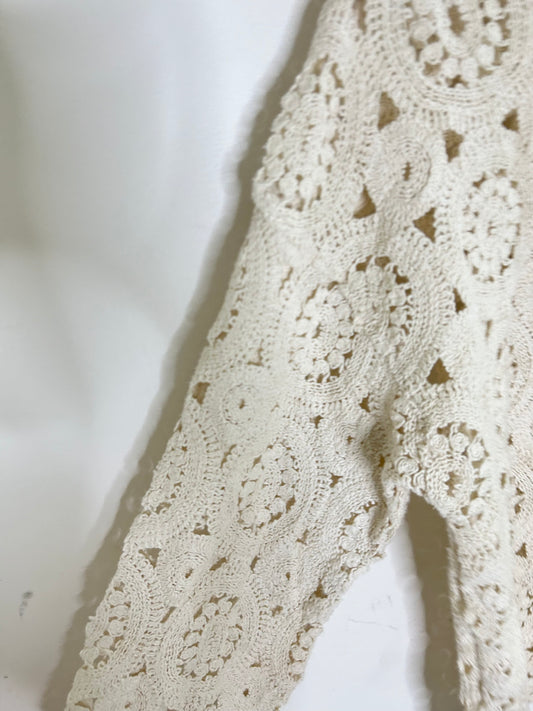 Crochet Top: Bust- 42”