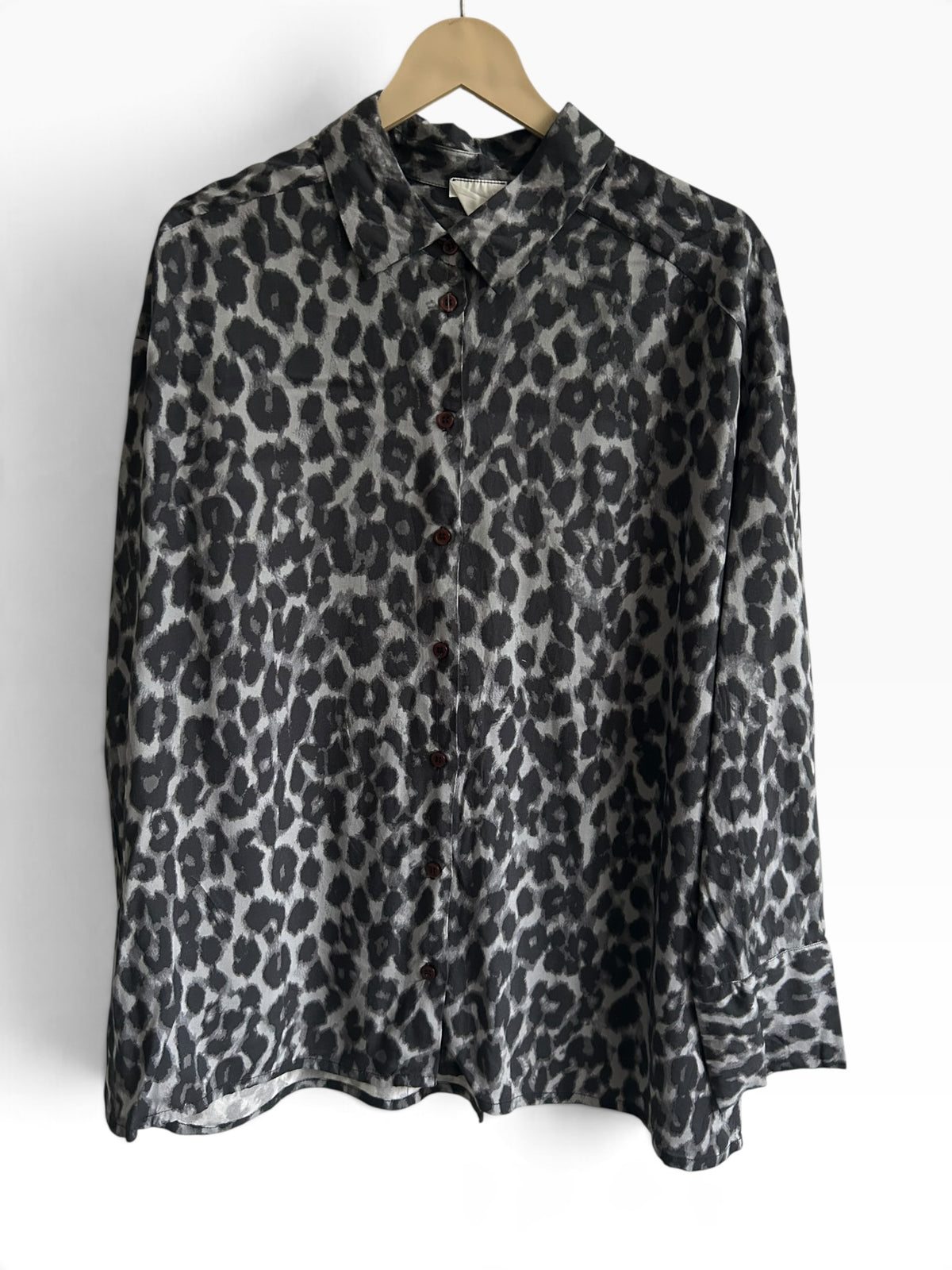 Cheetah Print Shirt: 50”
