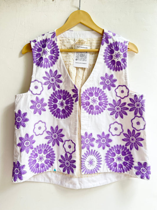 Cotton Patchwork Embroidered Vest: Chest-40”