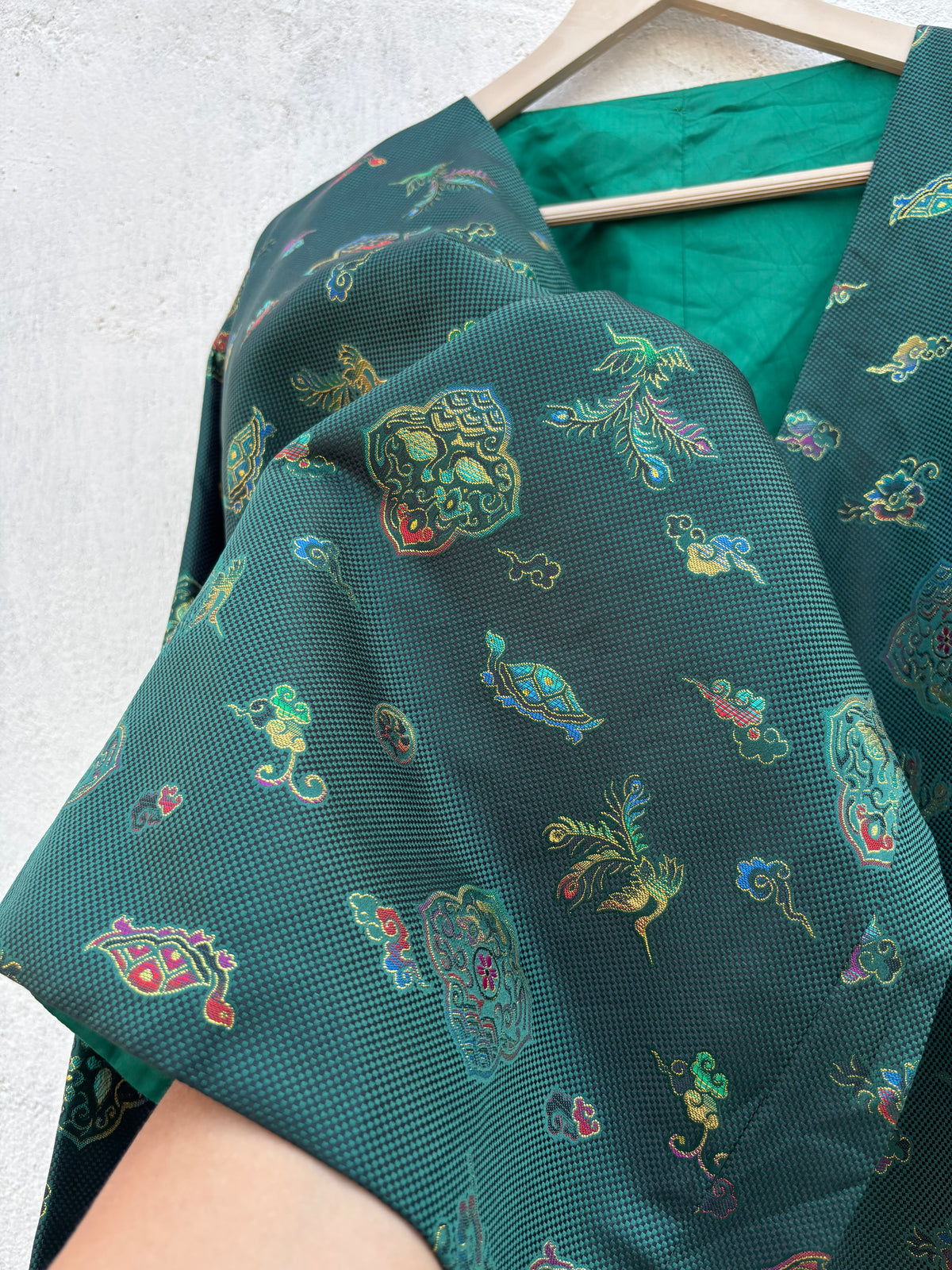 Green Vintage Floral Jacket: 46”