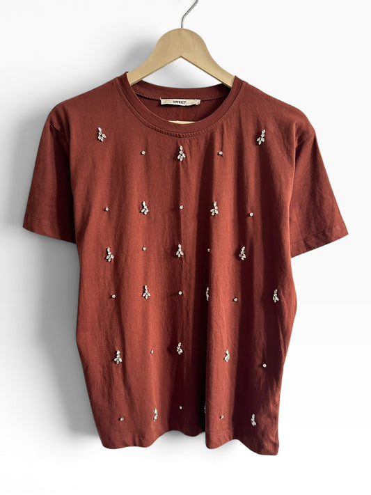 Embellished T Shirt: 38”