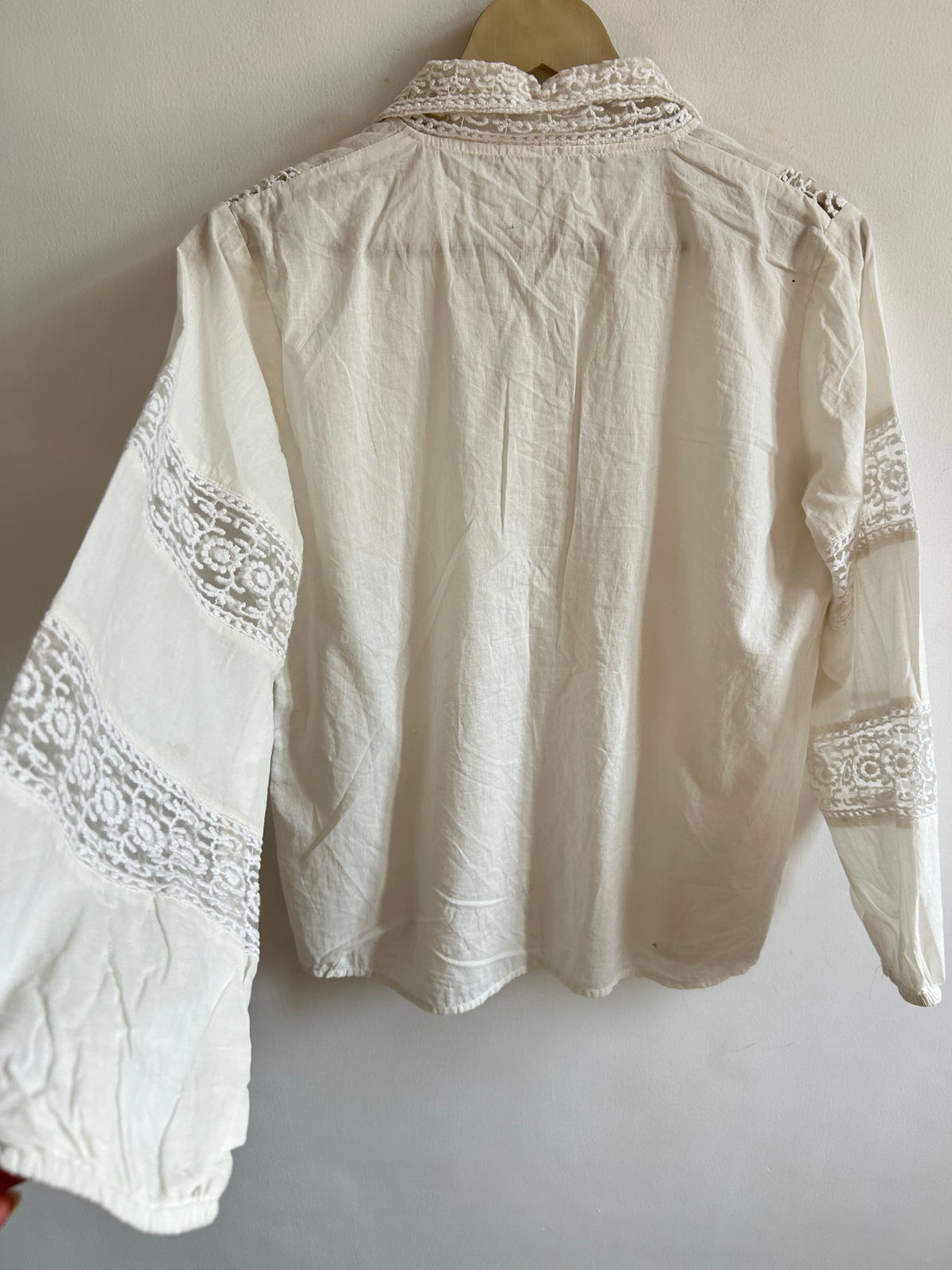 Lace Cotton Shirt: 38”