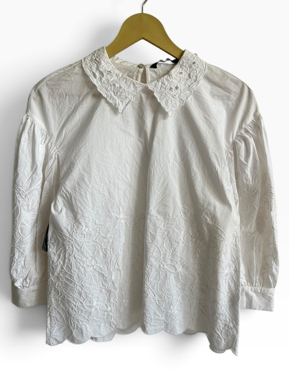 White Cotton Top: 36”