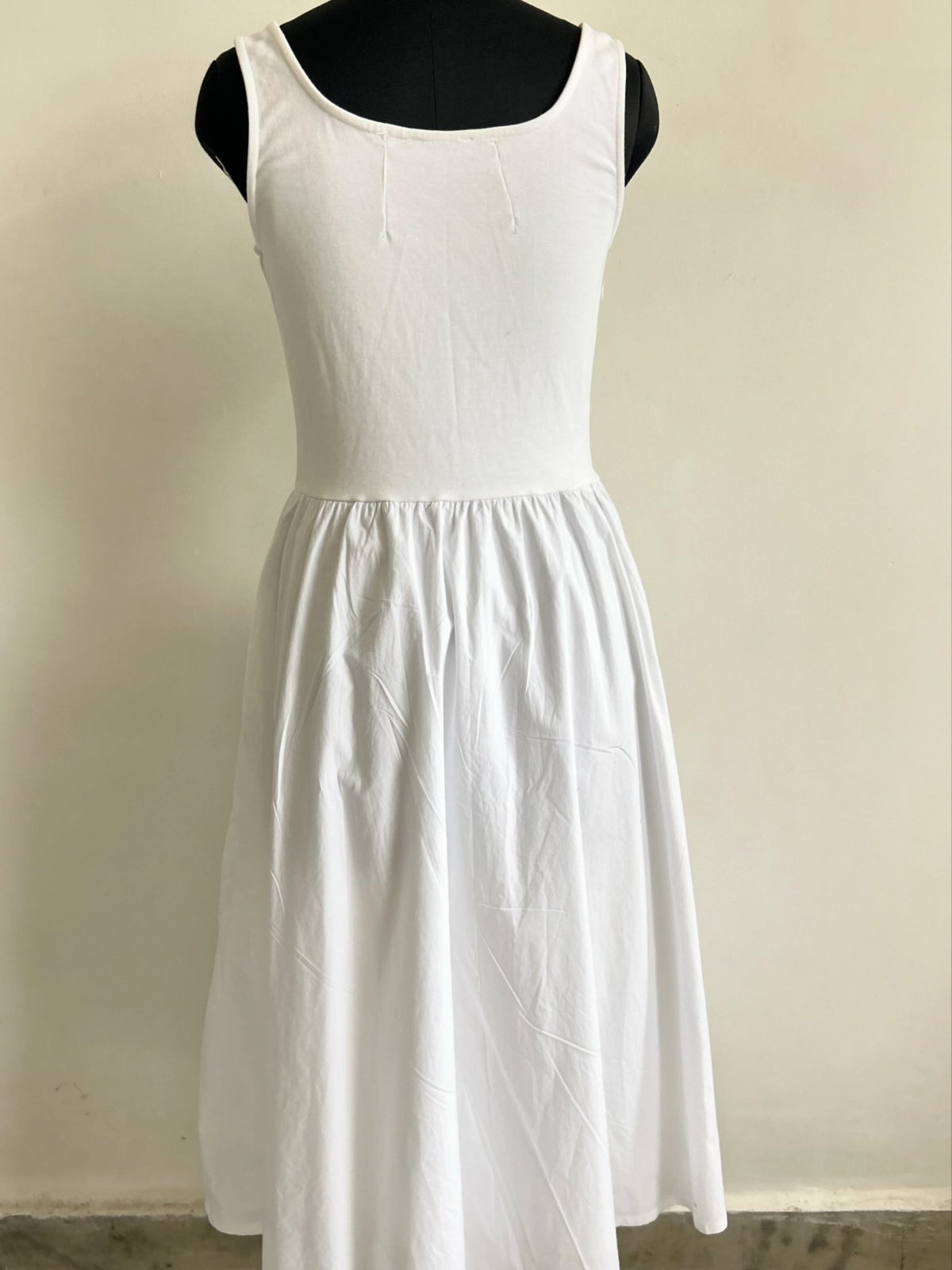 White Solid Dress: 38”