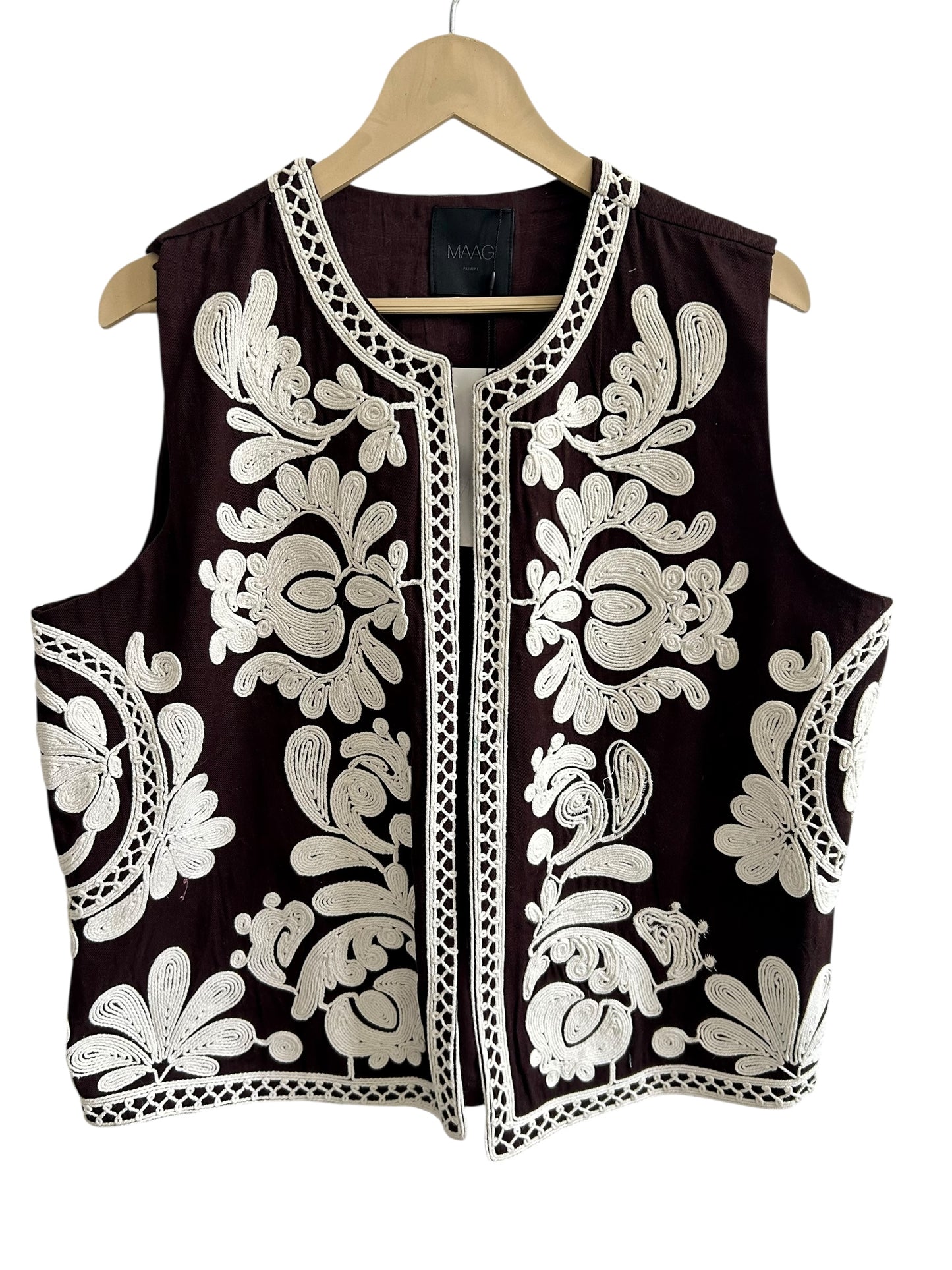 Embroidered Cotton Vest: 44”
