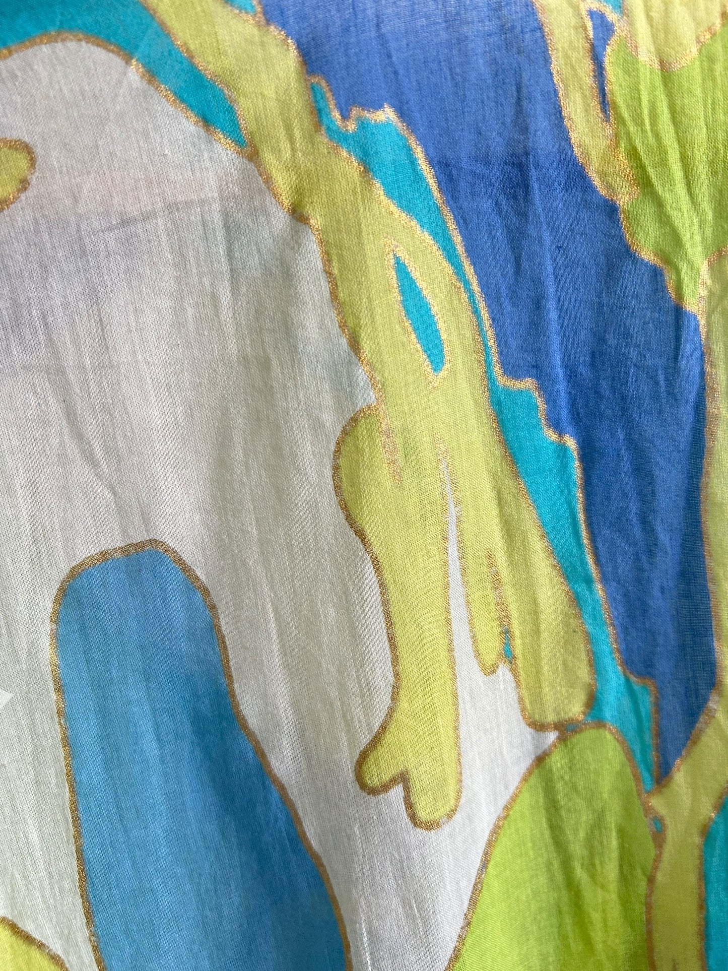 Abstract Print Knot Shrug