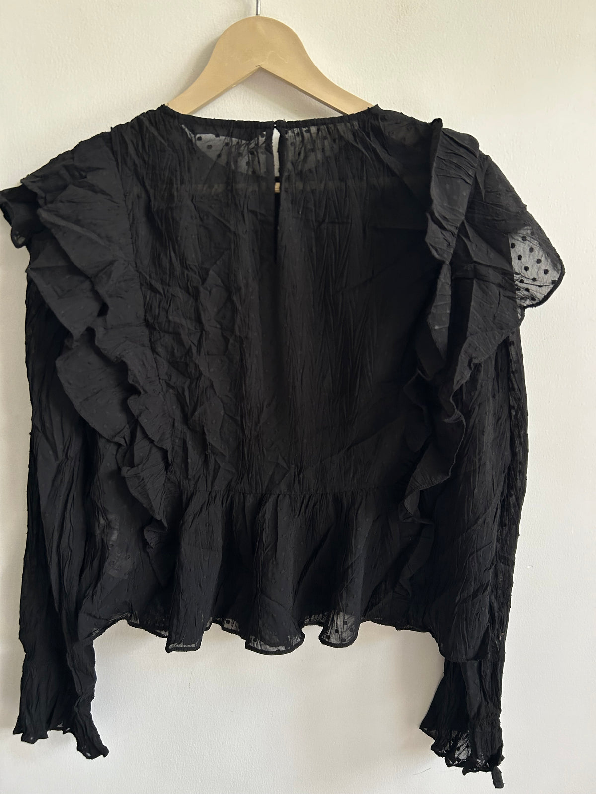 Ruffle Black Top: 36”