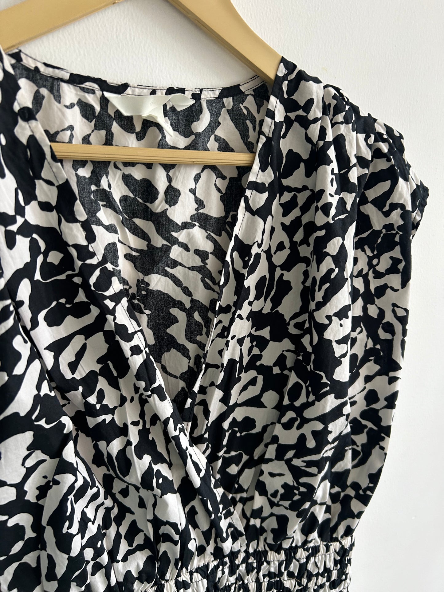 V Neck Peplum Top
