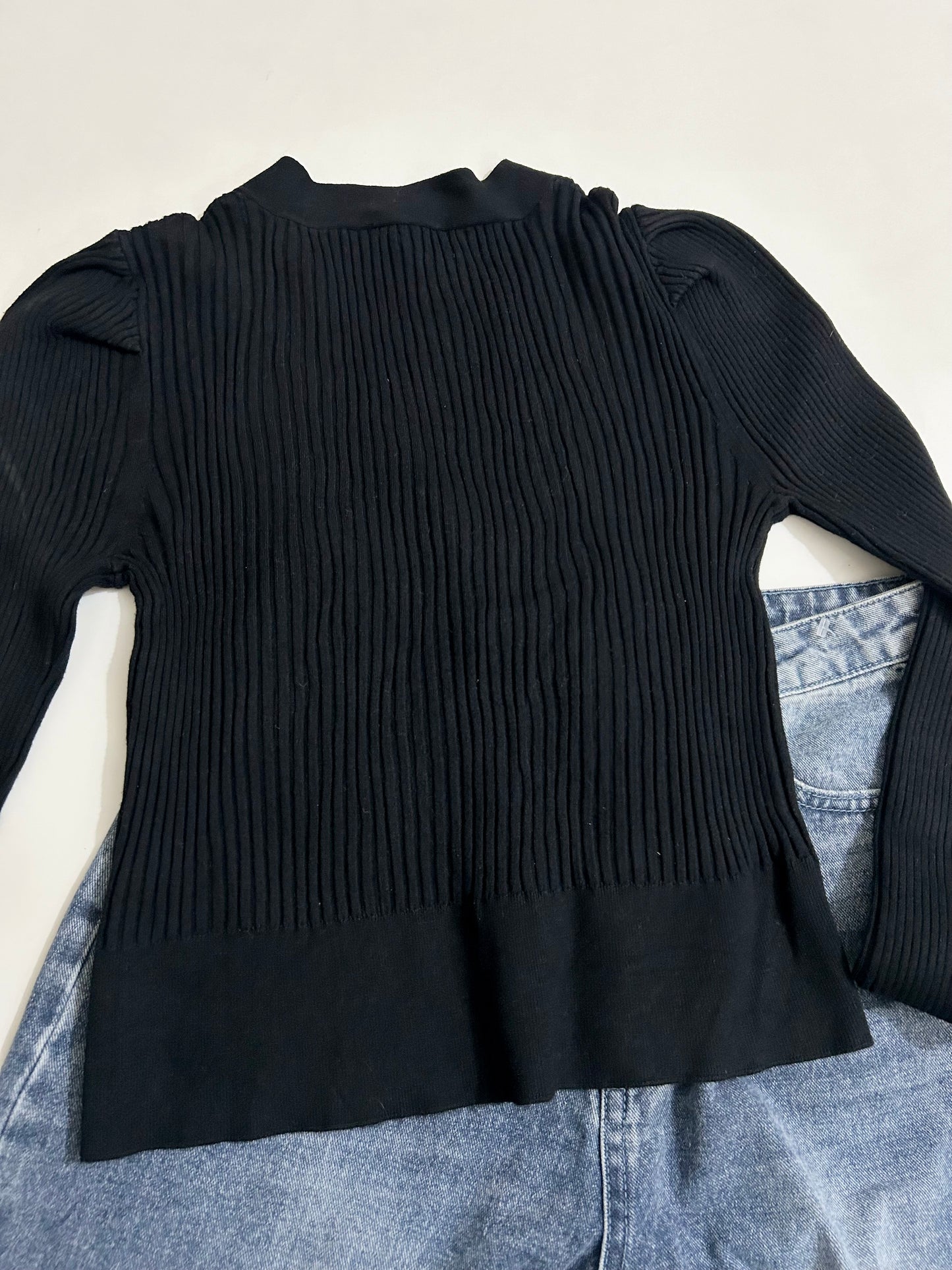 Black Ribbed Top