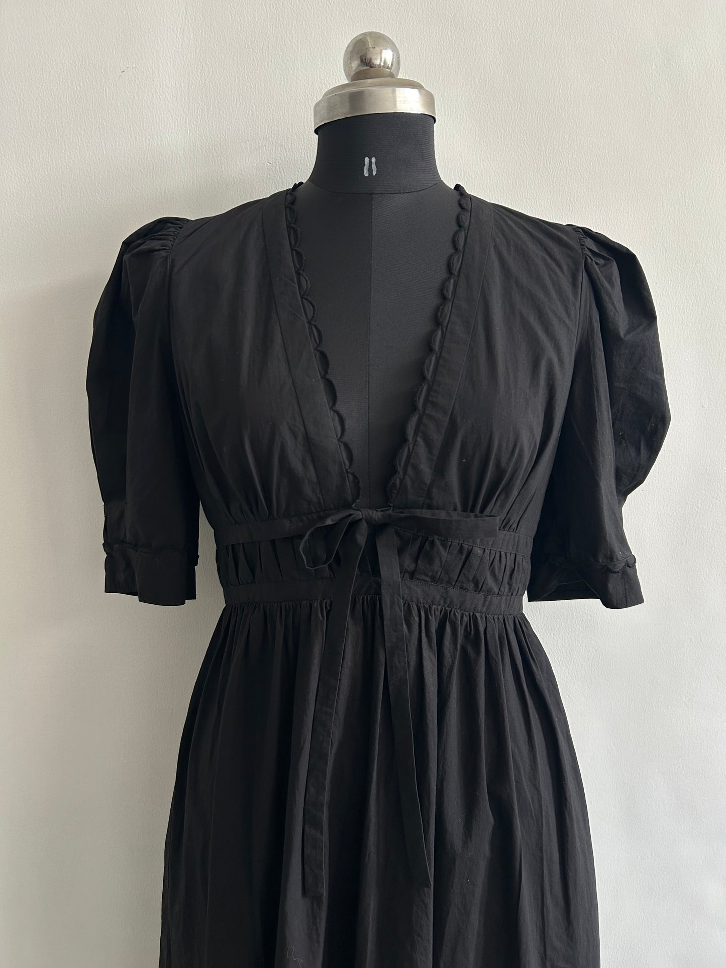 Black Knot Dress
