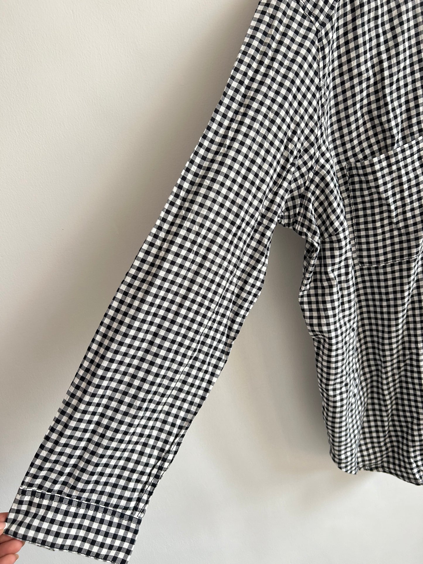 Ghin gam Floral Shirt