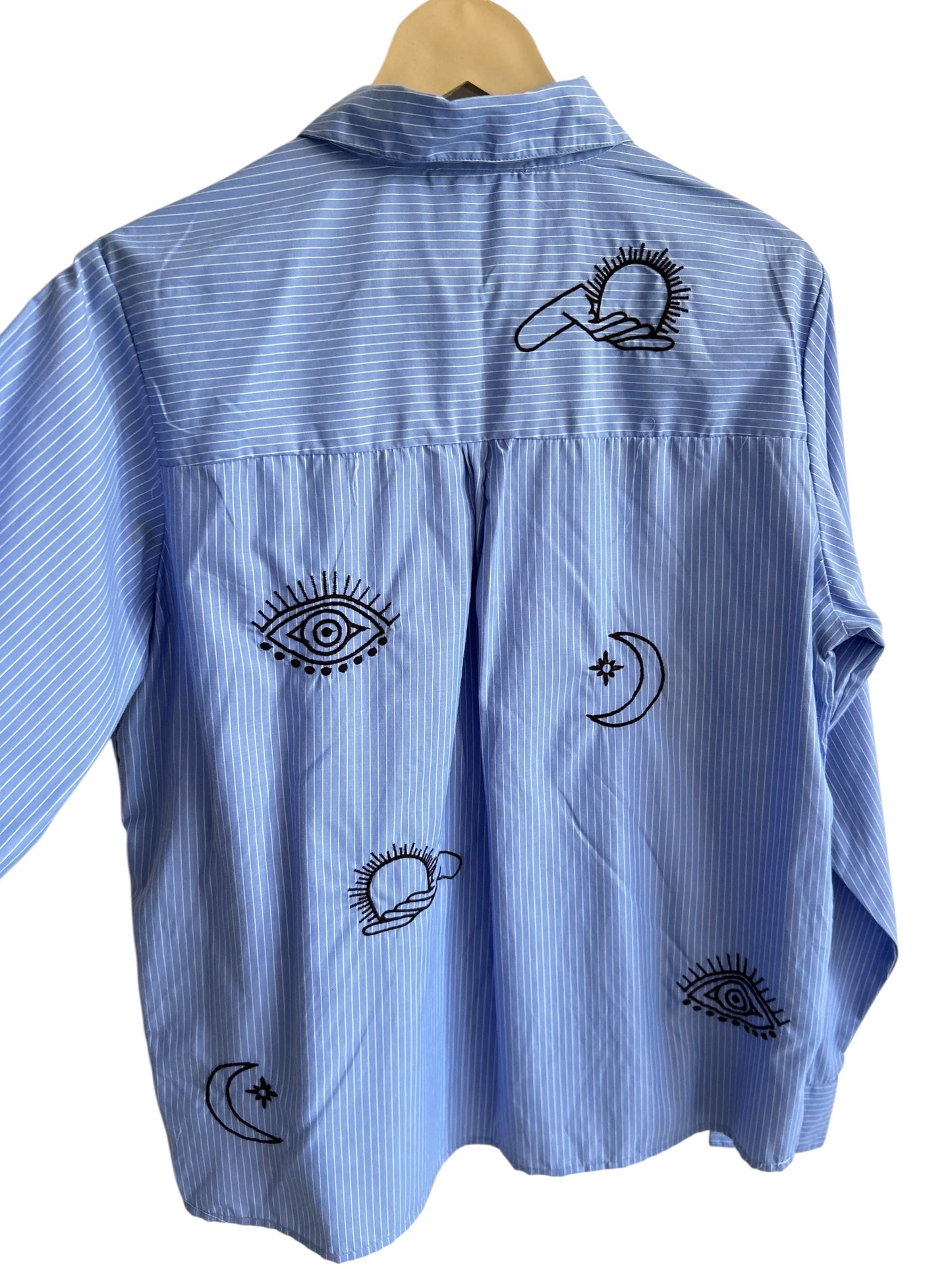 Embroidery Striped Shirt