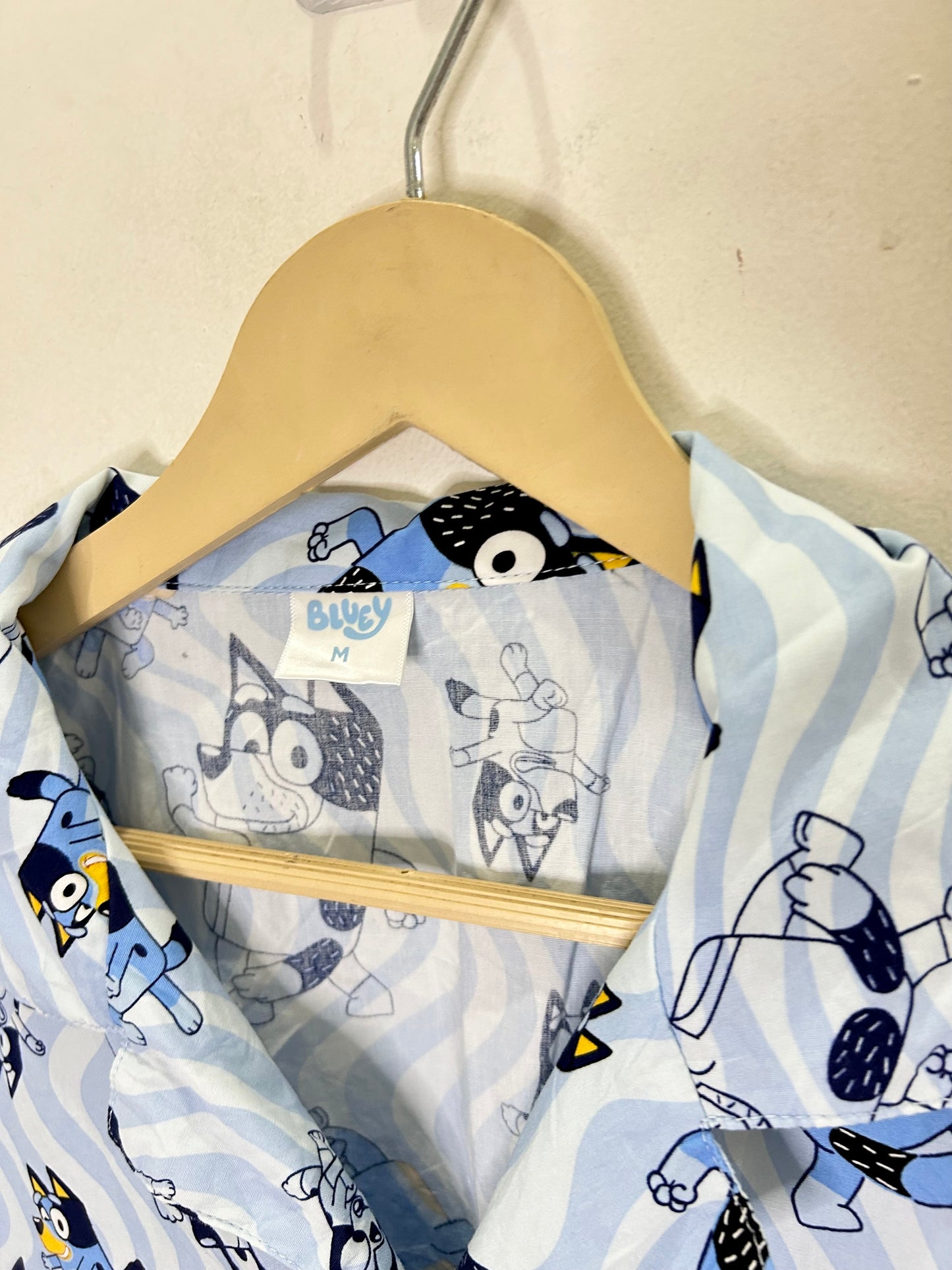 Bluey Shirt- Chest: 44”