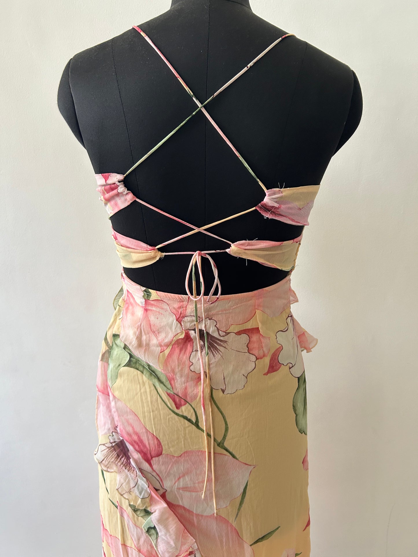 BOOHOO Ruffle Floral Dress