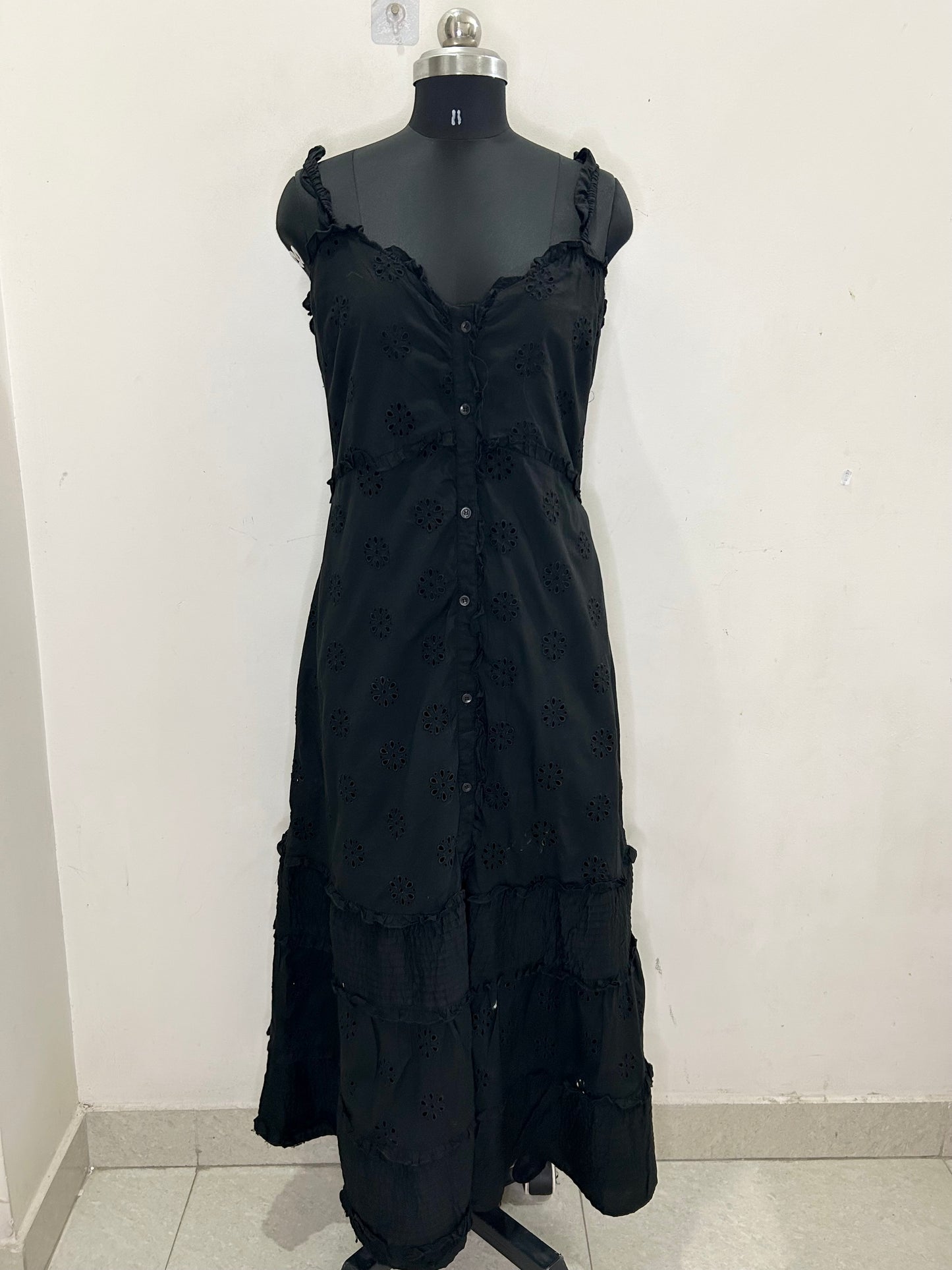 Gap Ruffle Hem Eyelet Maxi Dress