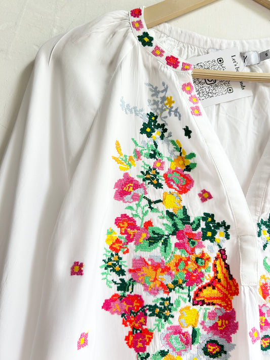 Butterfly Embroidered Top: Chest-40”