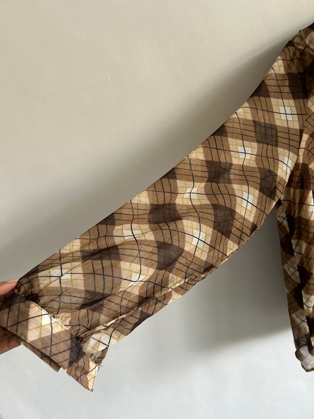 Ruffle Brown Top: 46”