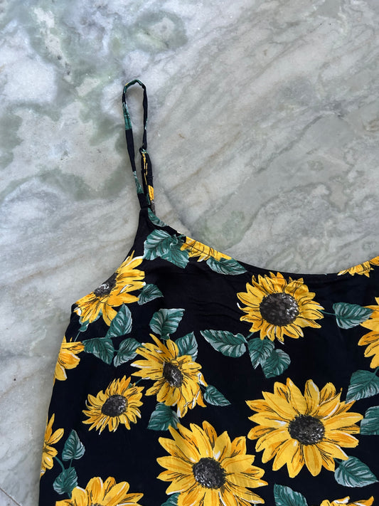 Sunflower Top: 40”