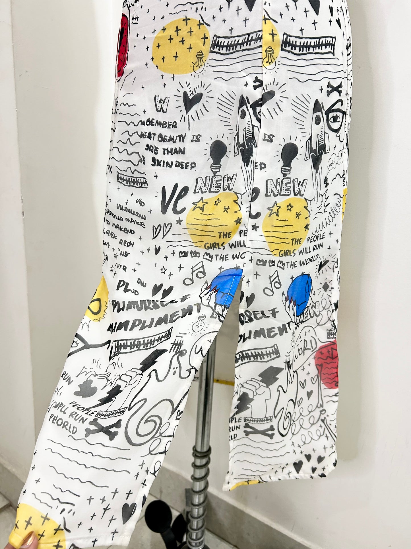 Gravity Print Slit Dress